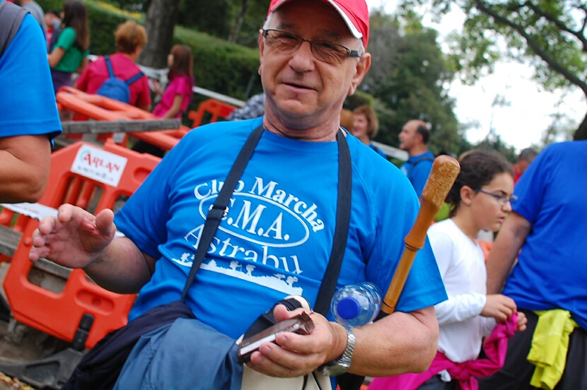 Foto 109 de la galería del avituallamiento | 10:00 h -11:00 h |  Galería 1 - Subida a Artxanda 2015