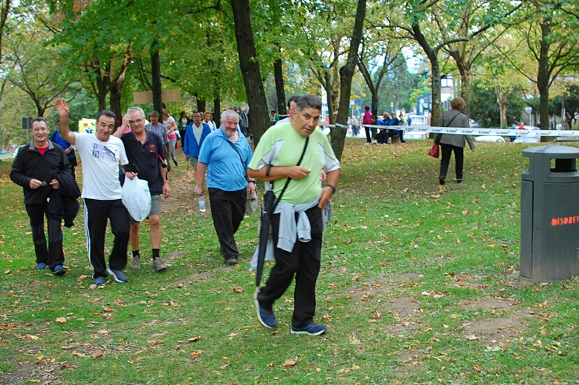 Foto 128 de la galería del avituallamiento | 10:00 h -11:00 h |  Galería 1 - Subida a Artxanda 2015