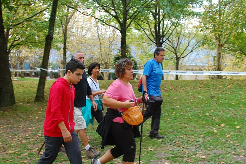Foto 109 de la galería del avituallamiento | 11:00 h -11:30 h |  Galería 2 - Subida a Artxanda 2015