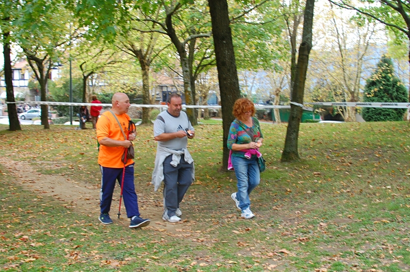 Foto 122 de la galería del avituallamiento | 11:00 h -11:30 h |  Galería 2 - Subida a Artxanda 2015