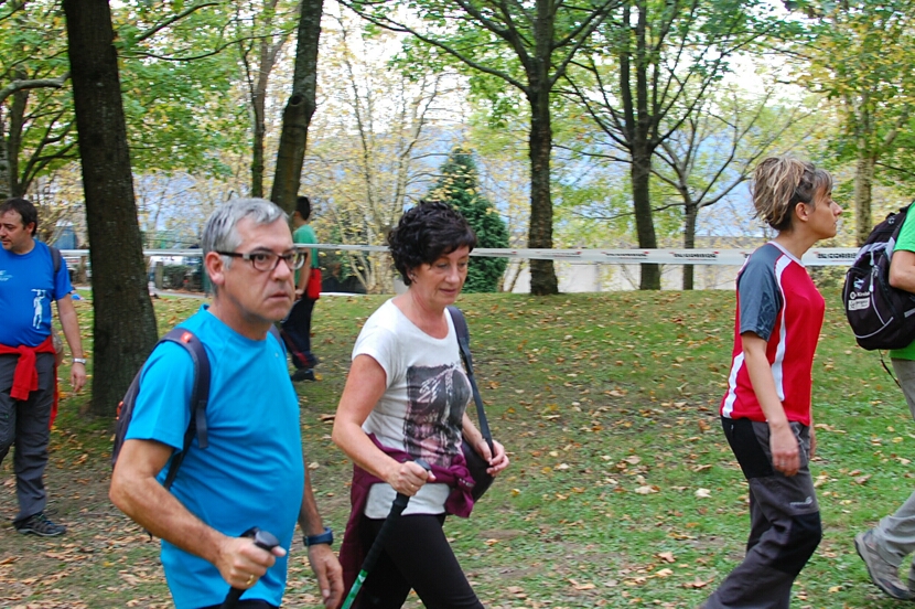 Foto 170 de la galería del avituallamiento | 11:00 h -11:30 h |  Galería 2 - Subida a Artxanda 2015