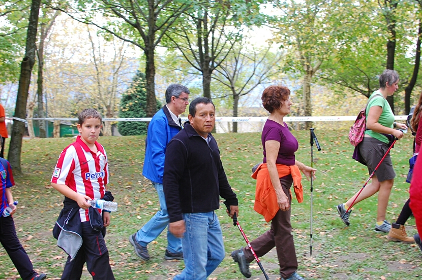 Foto 194 de la galería del avituallamiento | 11:00 h -11:30 h |  Galería 2 - Subida a Artxanda 2015