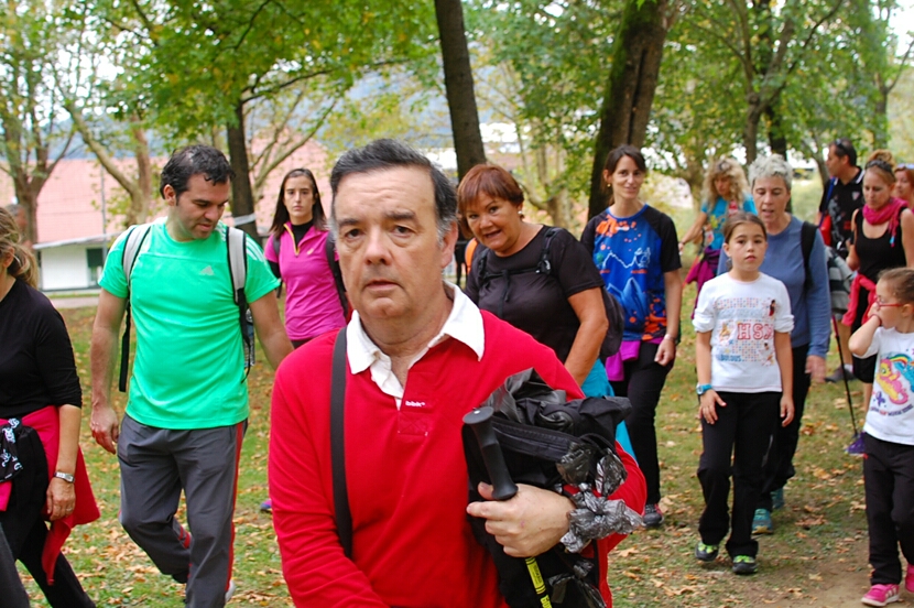 Foto 216 de la galería del avituallamiento | 11:00 h -11:30 h |  Galería 2 - Subida a Artxanda 2015