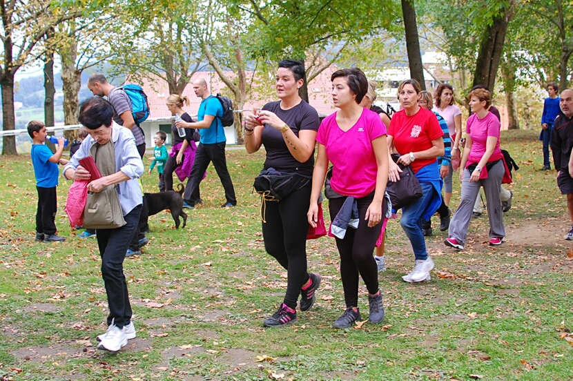 Foto 238 de la galería del avituallamiento | 11:00 h -11:30 h |  Galería 2 - Subida a Artxanda 2015