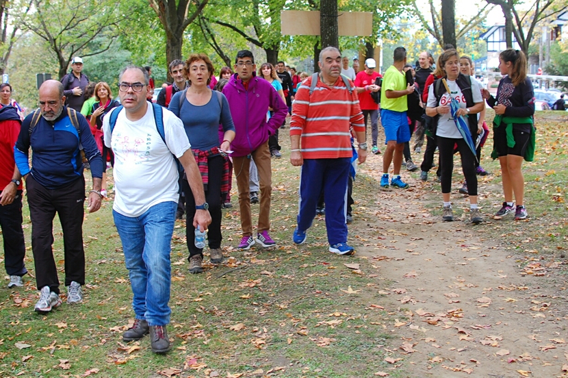 Foto 264 de la galería del avituallamiento | 11:00 h -11:30 h |  Galería 2 - Subida a Artxanda 2015