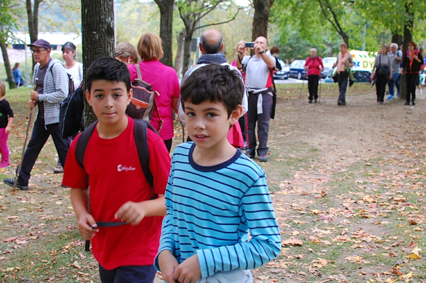 Foto 77 de la galería del avituallamiento | 11:30 h -12:00 h |  Galería 3 - Subida a Artxanda 2015