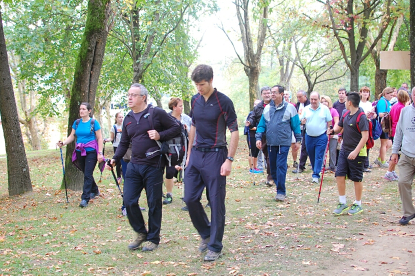 Foto 85 de la galería del avituallamiento | 11:30 h -12:00 h |  Galería 3 - Subida a Artxanda 2015