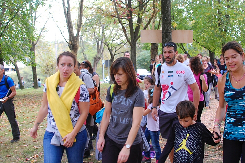 Foto 101 de la galería del avituallamiento | 11:30 h -12:00 h |  Galería 3 - Subida a Artxanda 2015