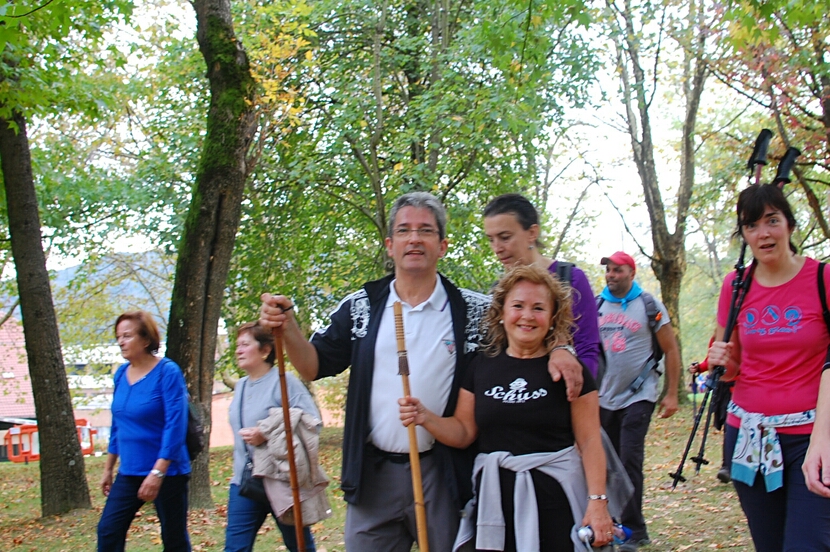 Foto 198 de la galería del avituallamiento | 11:30 h -12:00 h |  Galería 3 - Subida a Artxanda 2015