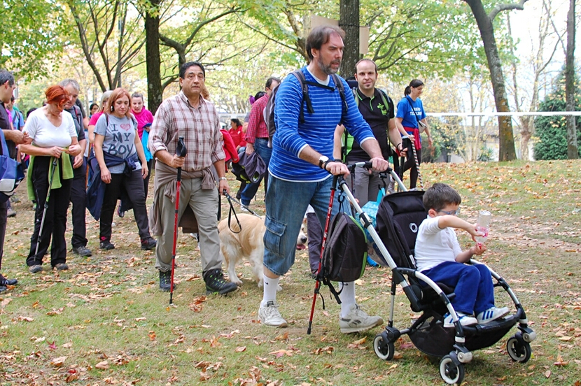 Foto 211 de la galería del avituallamiento | 11:30 h -12:00 h |  Galería 3 - Subida a Artxanda 2015