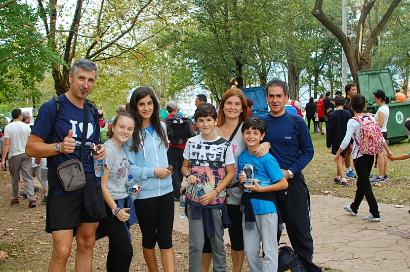 Foto 7 de la galería del avituallamiento | 12:00 h -12:30 h |  Galería 4 - Subida a Artxanda 2015
