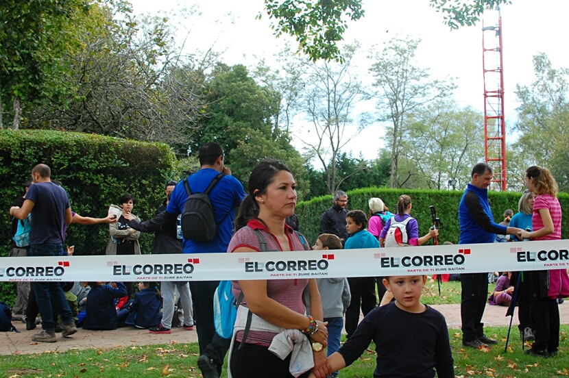 Foto 38 de la galería del avituallamiento | 12:00 h -12:30 h |  Galería 4 - Subida a Artxanda 2015