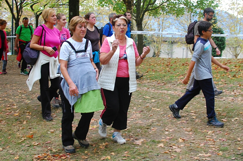 Foto 68 de la galería del avituallamiento | 12:00 h -12:30 h |  Galería 4 - Subida a Artxanda 2015