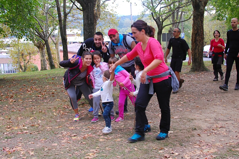 Foto 120 de la galería del avituallamiento | 12:00 h -12:30 h |  Galería 4 - Subida a Artxanda 2015
