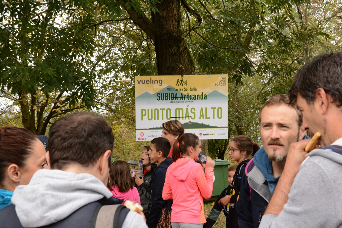 Foto 581 de la avituallamiento - Subida a Artxanda 2017