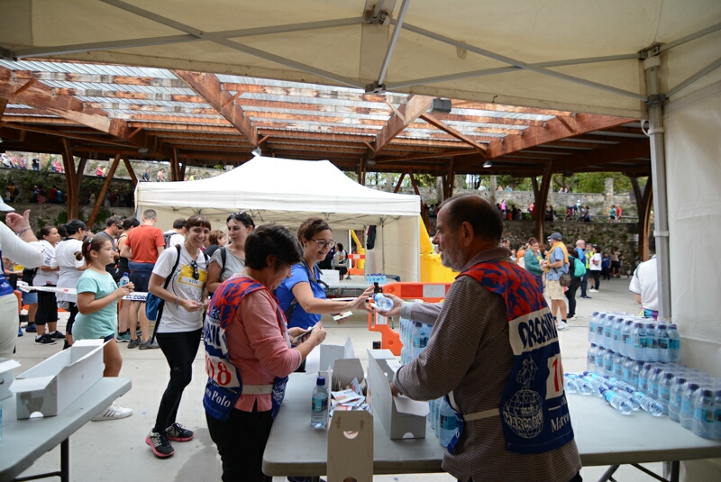 Foto 8 de la avituallamiento - Galer&iacute;a de la Subida a Artxanda 2022