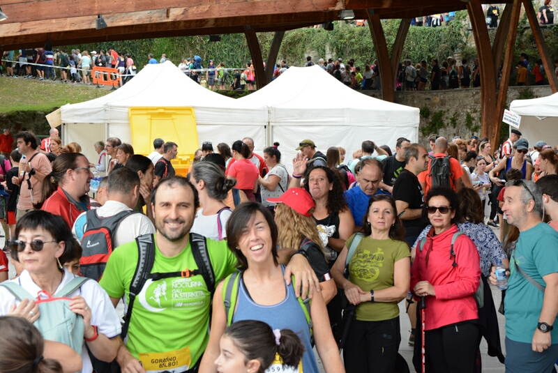 Foto 50 de la avituallamiento - Galer&iacute;a de la Subida a Artxanda 2022