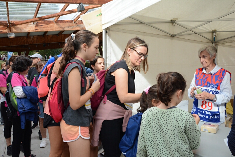 Foto 75 de la avituallamiento - Galer&iacute;a de la Subida a Artxanda 2022