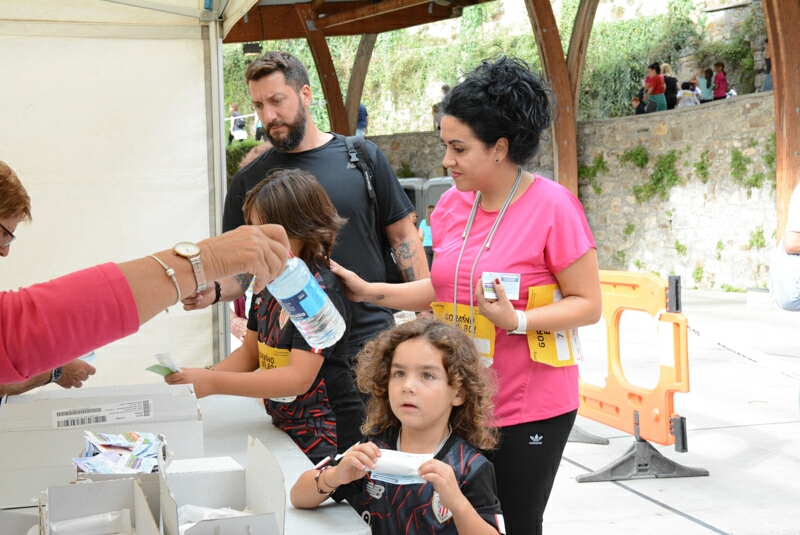 Foto 104 de la avituallamiento - Galer&iacute;a de la Subida a Artxanda 2022